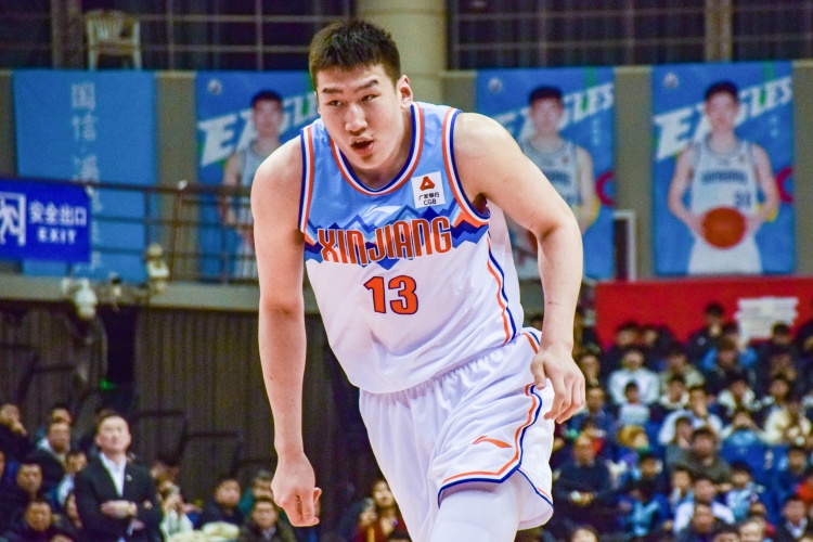 高效輸出！李炎哲半場7中5拿到12分2板1助1斷2帽